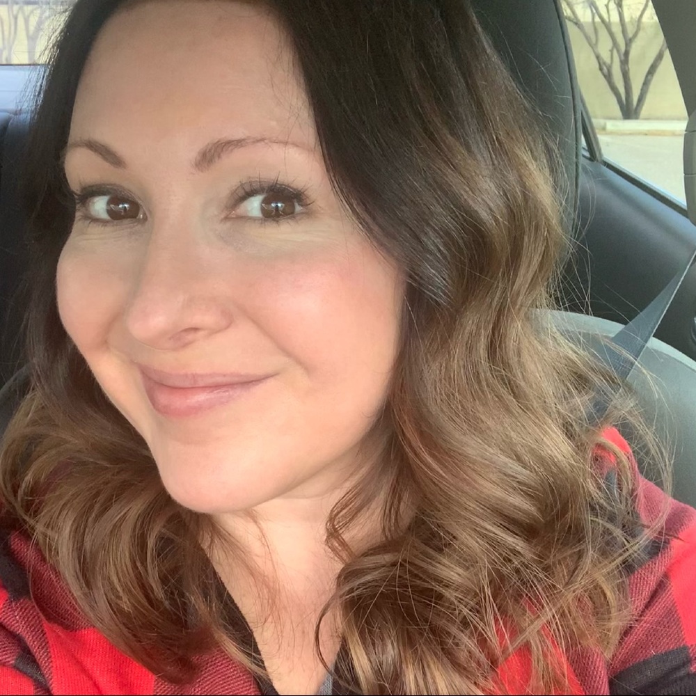 Meet your Posher, Lisa